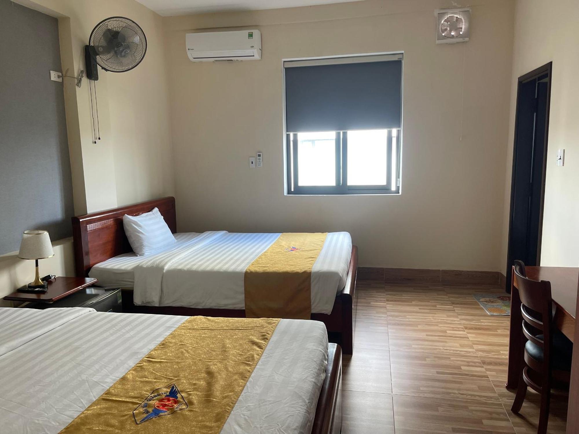 Hotel Khach San Hoa Binh Quang Tri Dong Ha Esterno foto